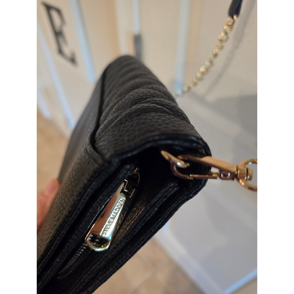 Steve Madden Black Quilted Pebbled Crossbody Wallet on Chain Bag Gold Hardware - Picture 10 of 11